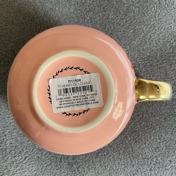 NWT Beautiful Thyme & Table Pink Mug W Gold Handle & Red & Pink Hearts - Picture 3 of 6